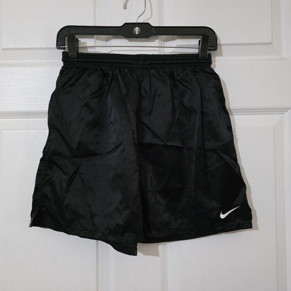 VIntage Nike athletic shorts with an embroidery Logo Size Small Black Nyon